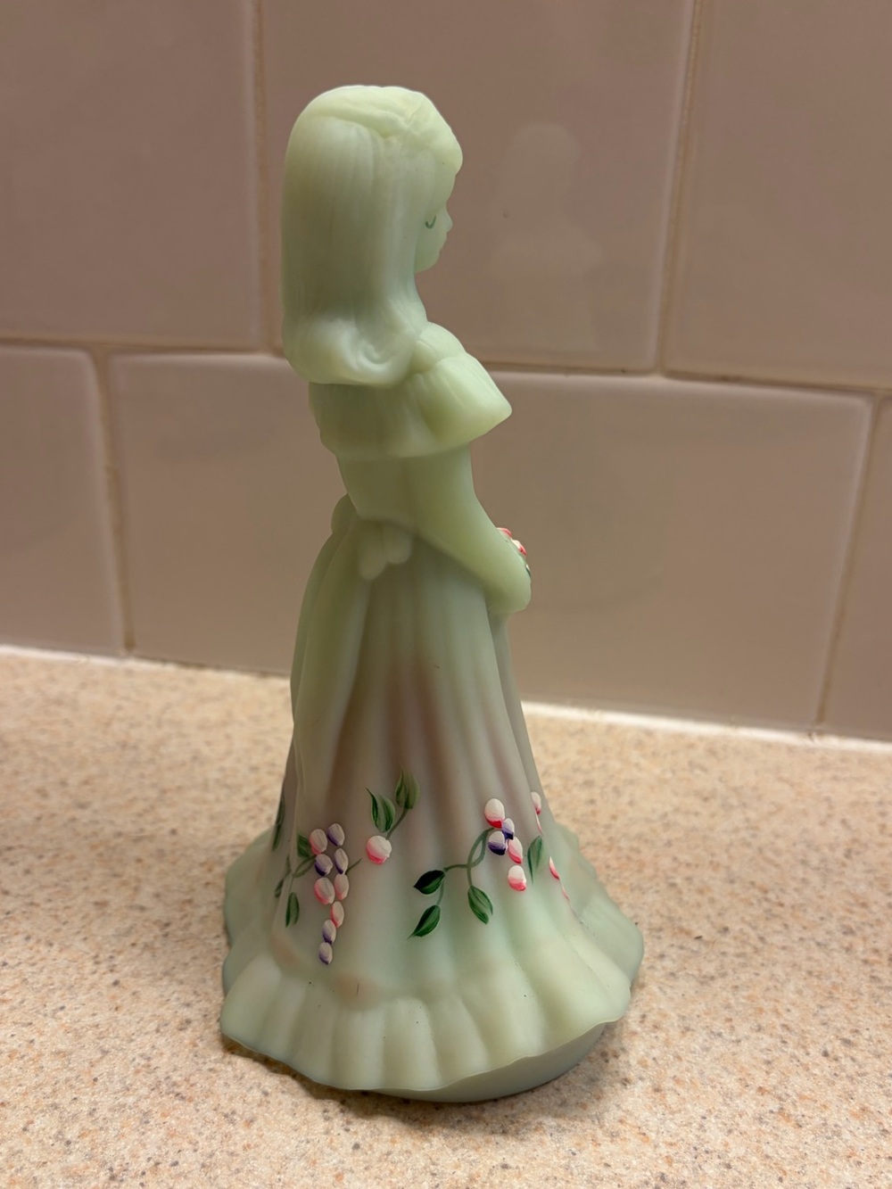 VTG Mosser jadeite green satin glass Bridesmaid figurine - Picture 6 of 8